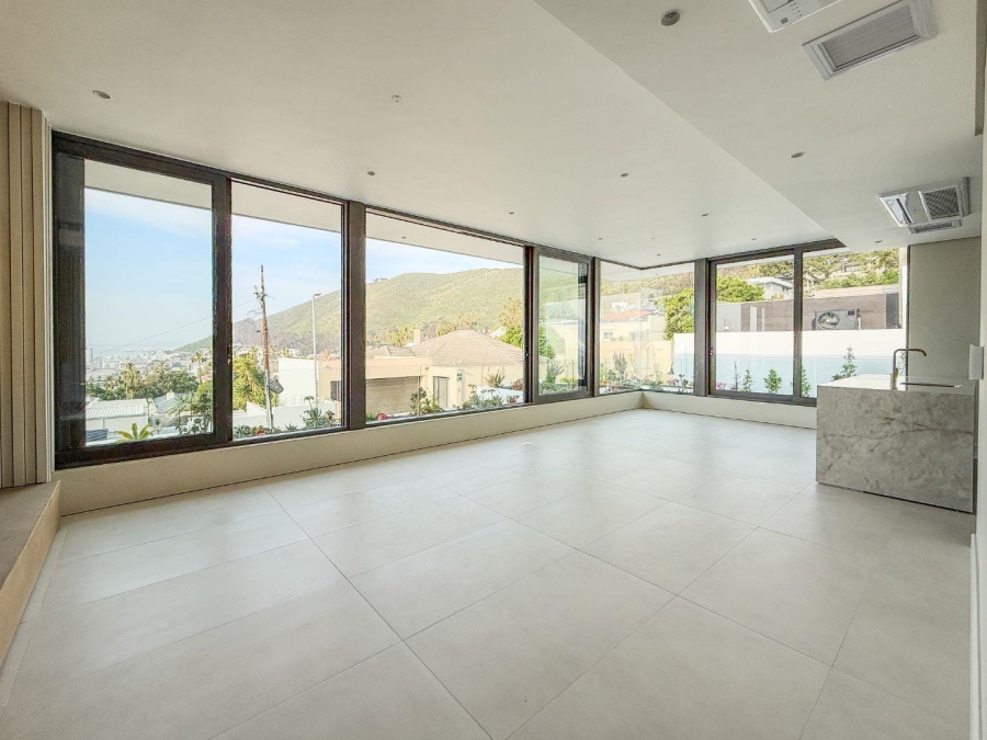 3 Bedroom Property for Sale in Fresnaye Western Cape